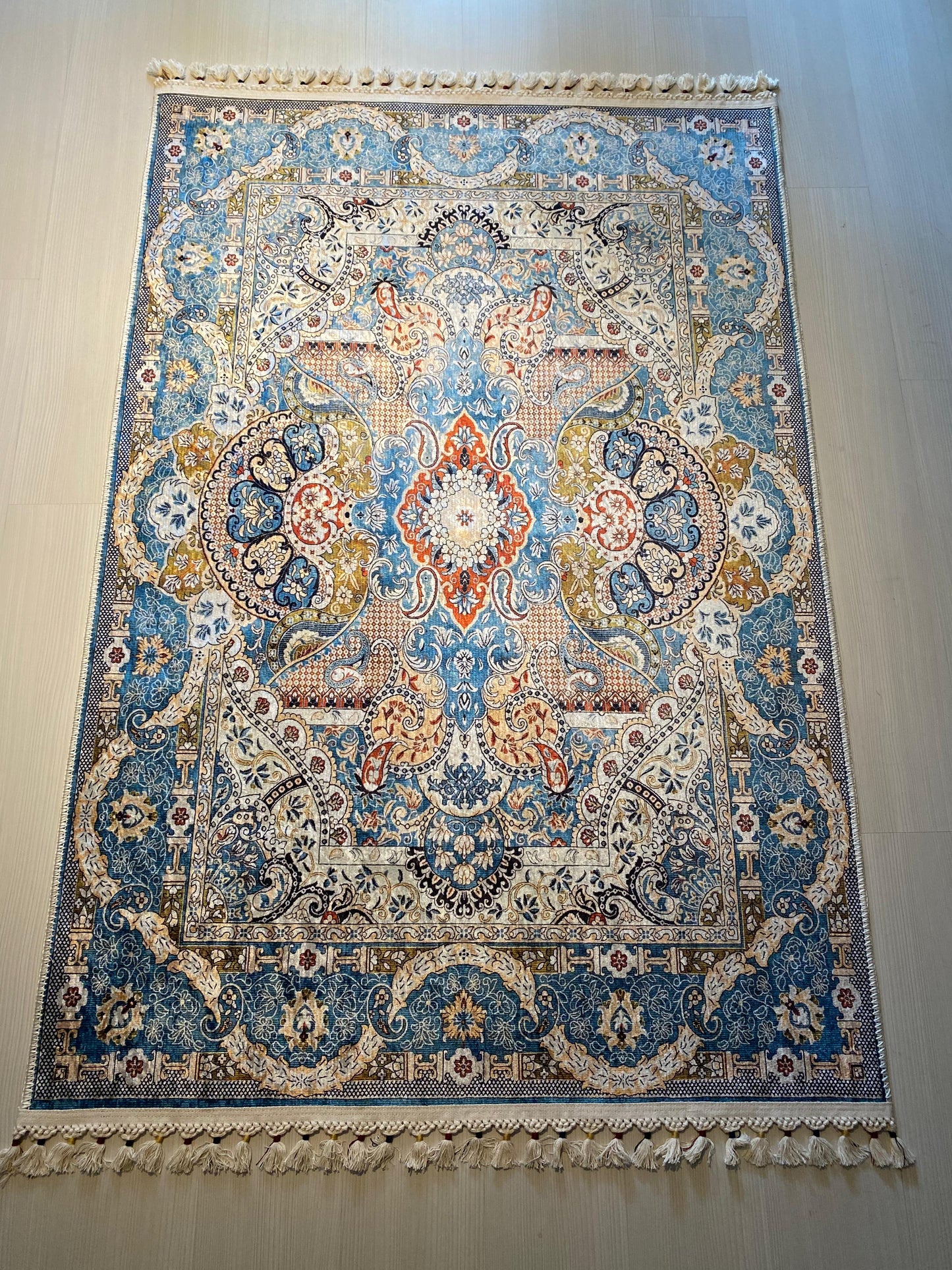 MAVİ GÖBEKLİ MİLAS