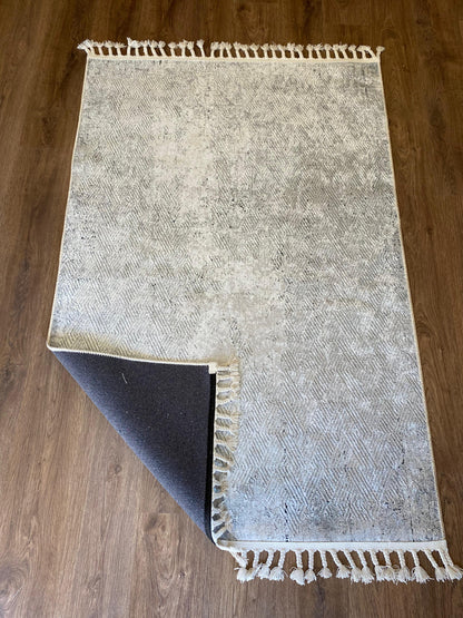 GRİYLE GELEN ŞIKLIK