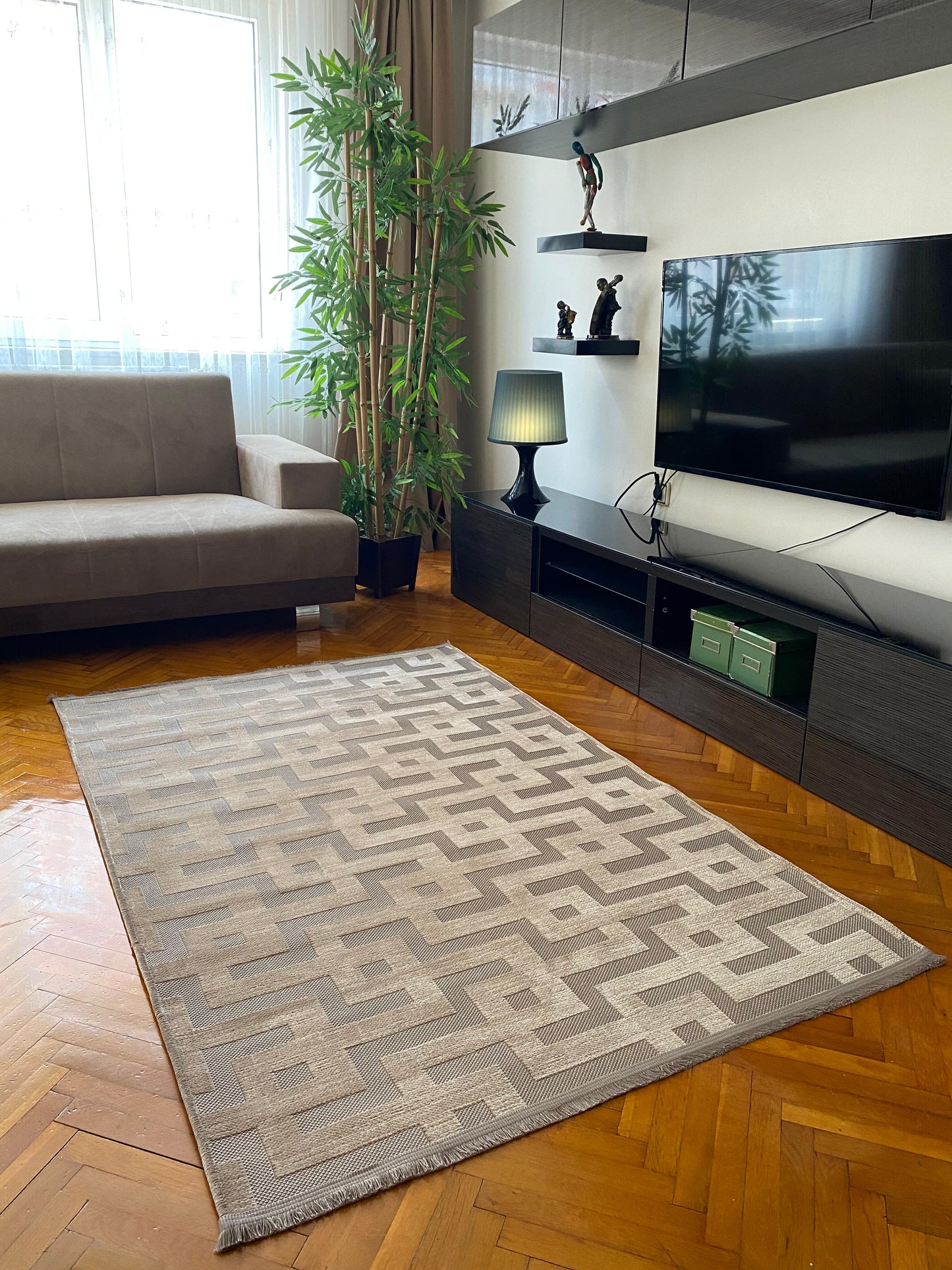 VİZON DEKORATİF HALI