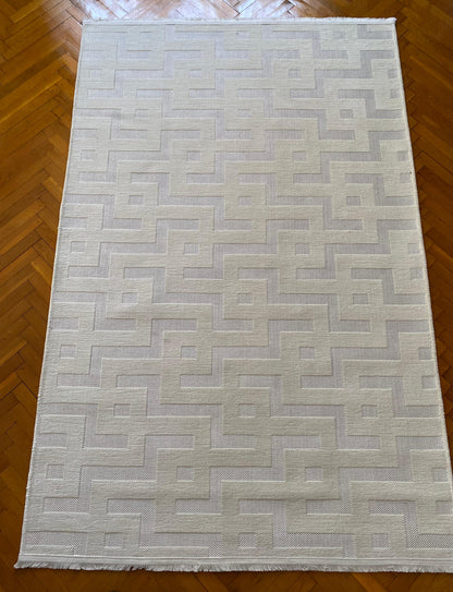 KREM RENGİ ŞIK HALI