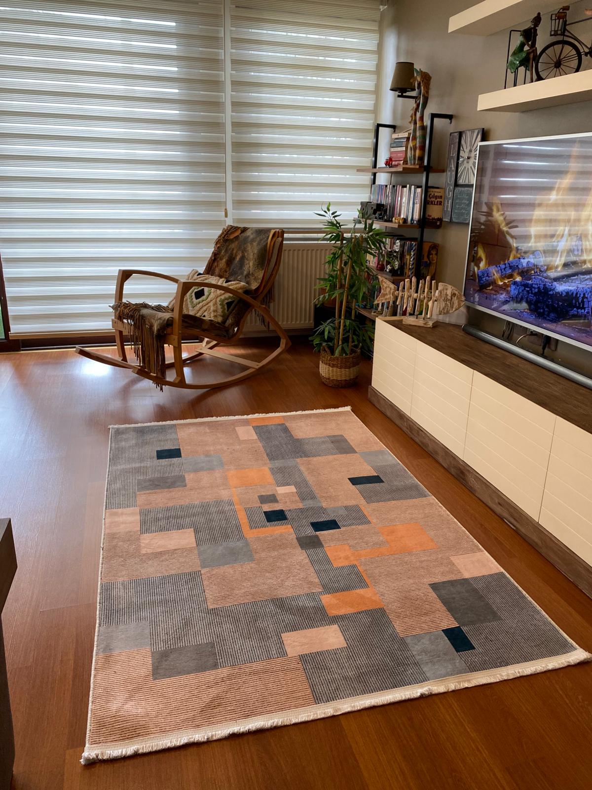 KARE DESENLİ ŞIKLIK