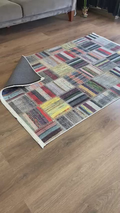 RENKLİ PATCHWORK HALI