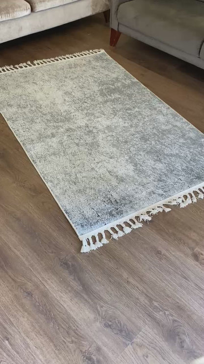 GRİYLE GELEN ŞIKLIK