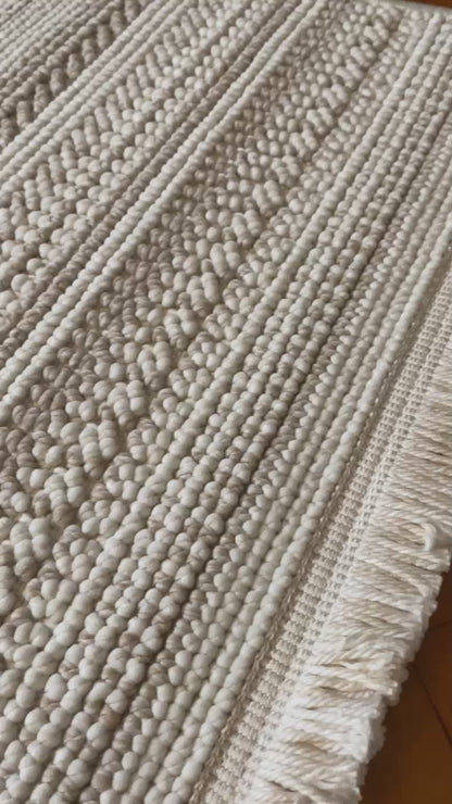 KREM-VİZON DEKORATİF BUKLE