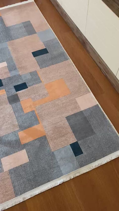 KARE DESENLİ ŞIKLIK